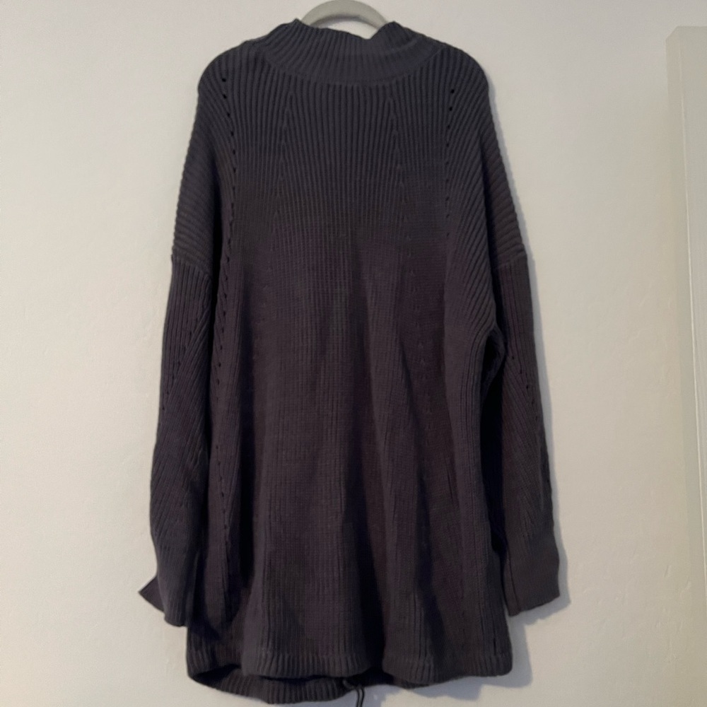 RDI Sweater - Picture 4 of 7